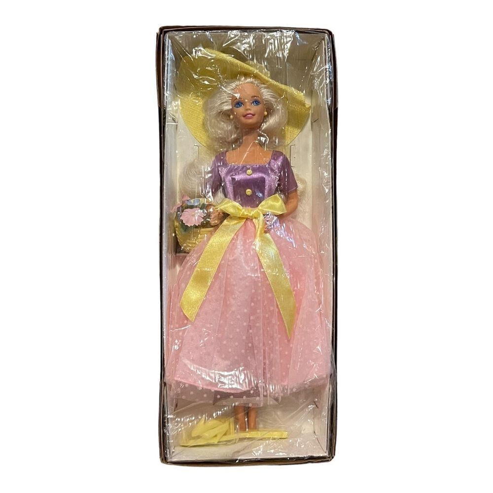 Barbie Spring Blossom Barbie Blonde Avon Exclusive 1995 Mattel 15202 New NIB